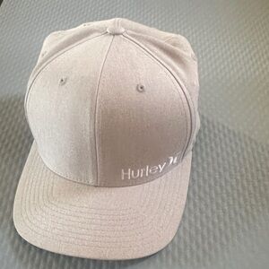 Hurley Light Gray Casual Cap